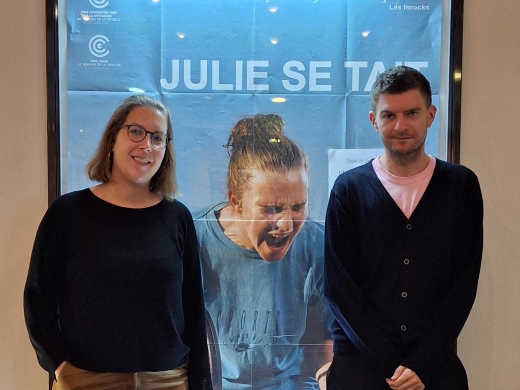 Julie se tait : le poids des mots, le choc du&nbsp;silence